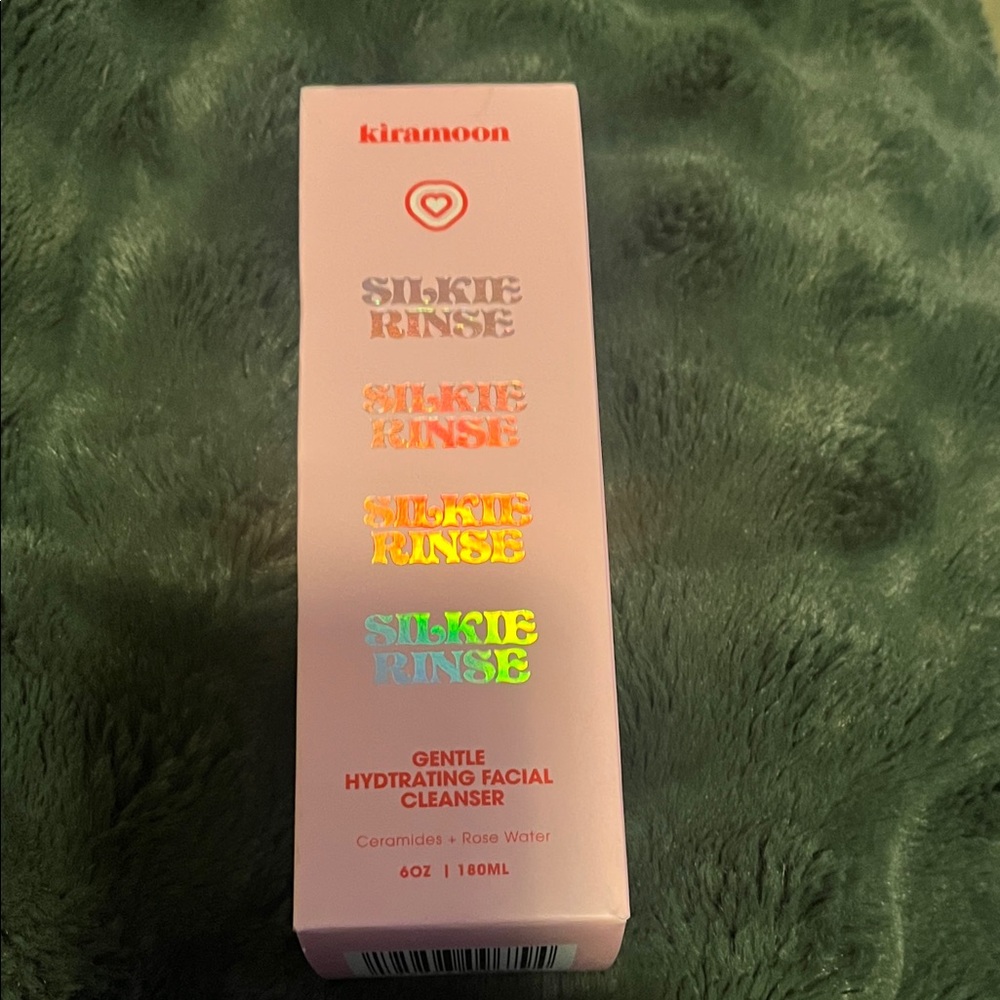 Silkie Rinse Hydrating Facial Cleanser - Pink